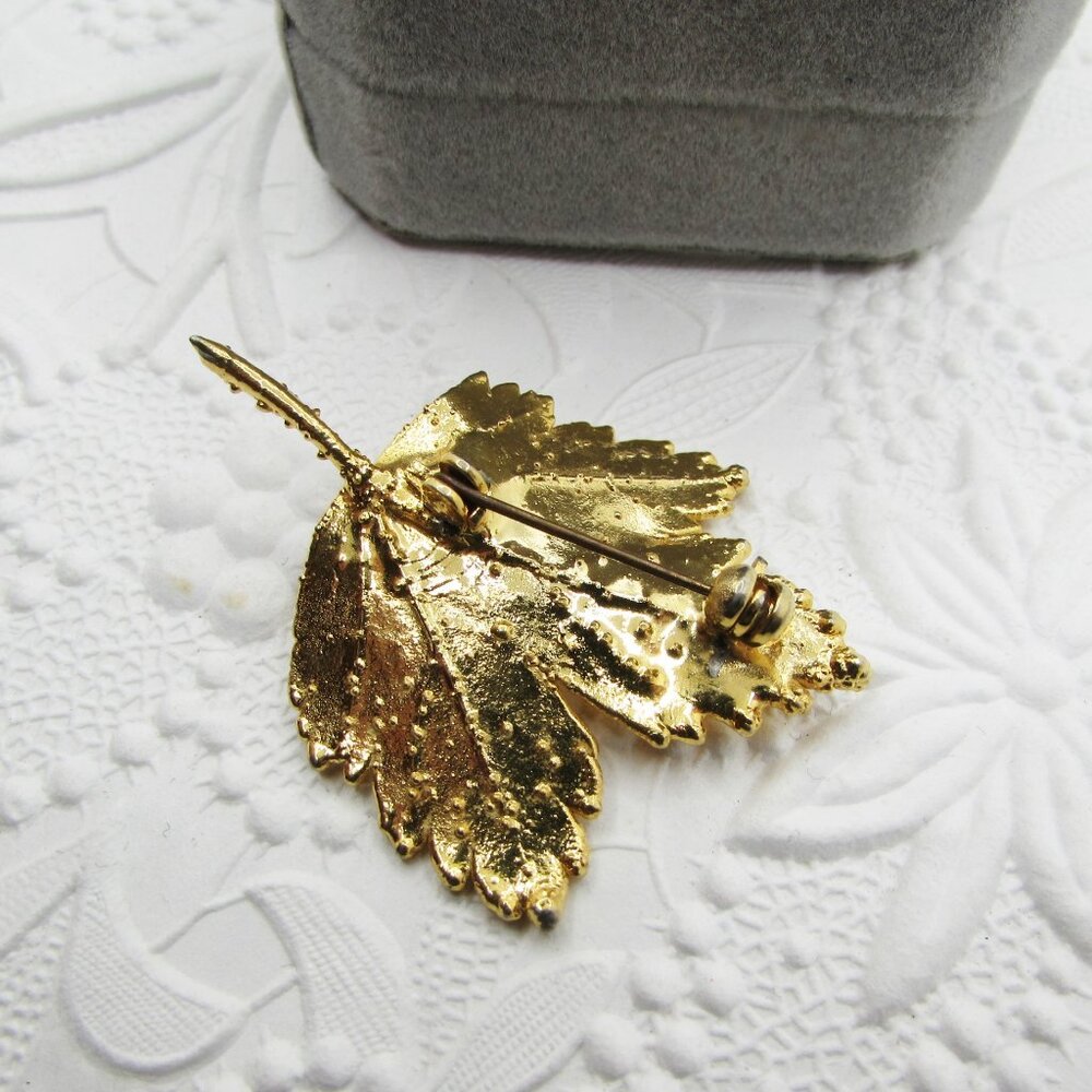 Vintage 24k Gold Dipped Real Maple Leaf Brooch- A… - image 6
